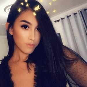 Meet your Posher, Esther